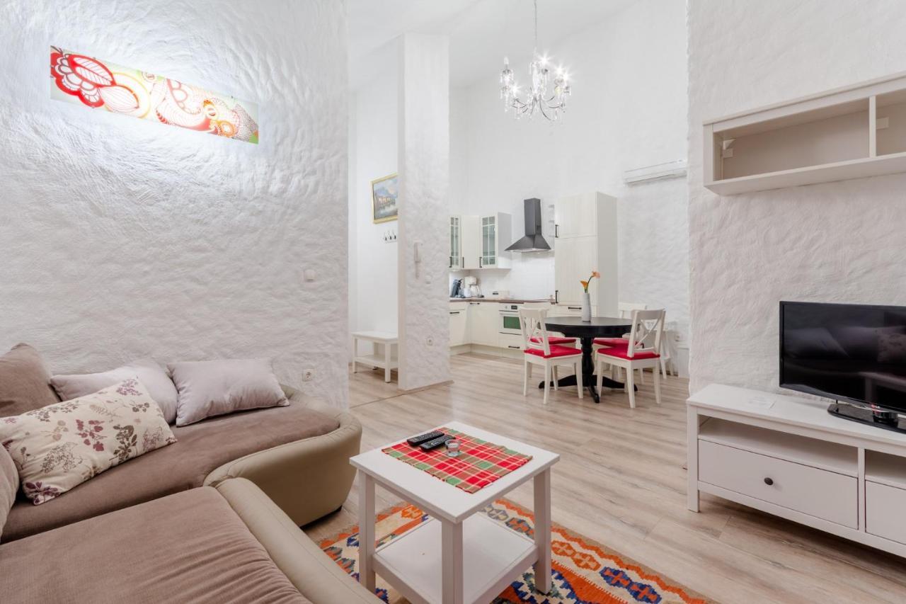 Apartments Villa Kameja Округ-Доньи Номер фото